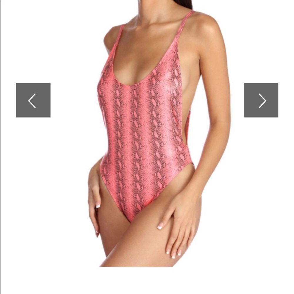 One piece bathing suit